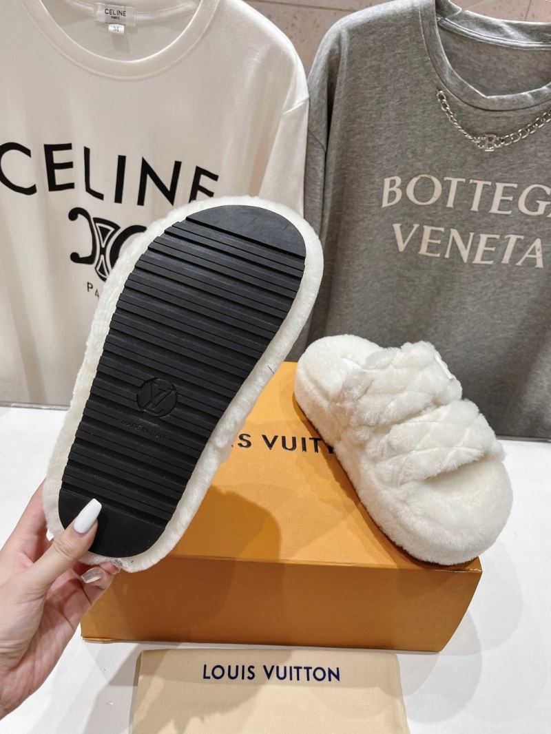 Louis Vuitton Slippers